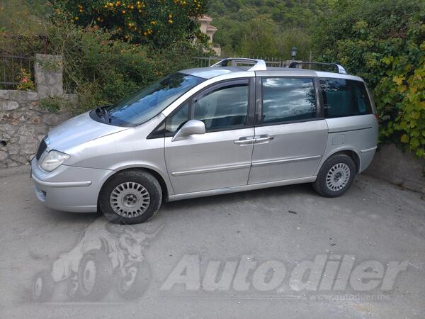 Lancia - Phedra - 2.2 jtd