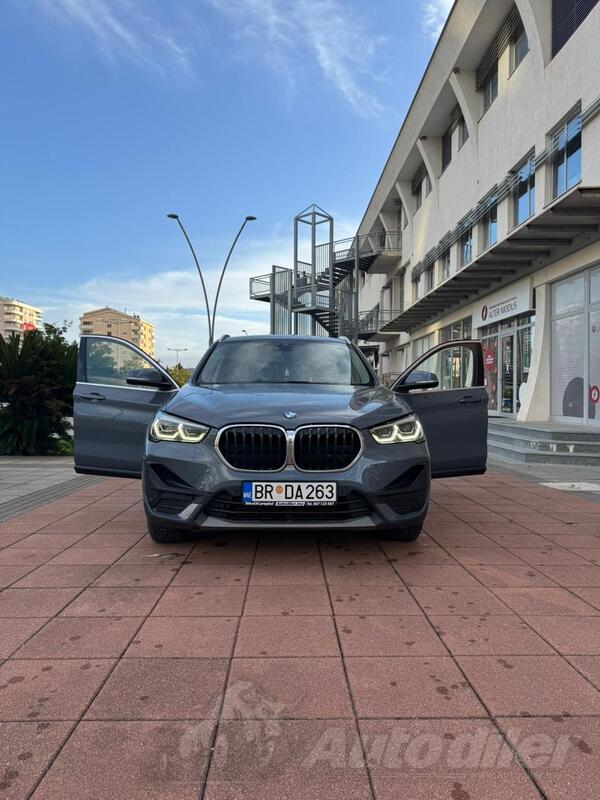 BMW - X1 - 1.8 s drive