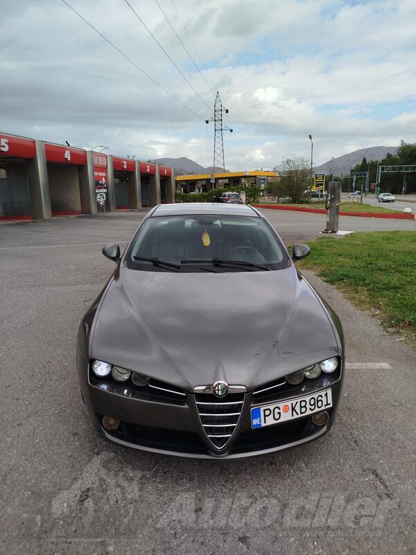 Alfa Romeo - 159 - 1.9JTDM