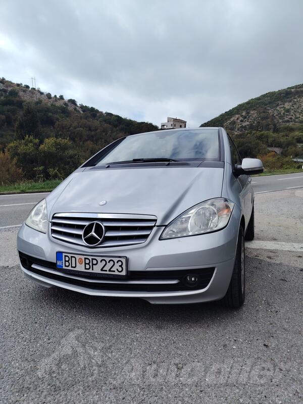 Mercedes Benz - A 180