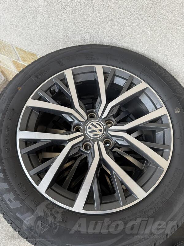 Fabričke felne i Triangle gume