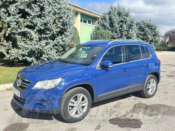 Volkswagen - Tiguan - 2.0 tdi 4x4