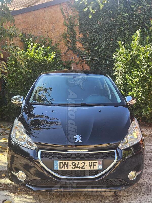 Peugeot - 208 - 1.6 hdi
