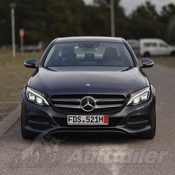 Mercedes Benz - C 220 - C 220