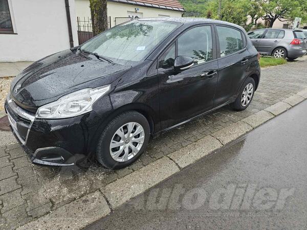 Peugeot - 208 - 2018,1.2 benzin