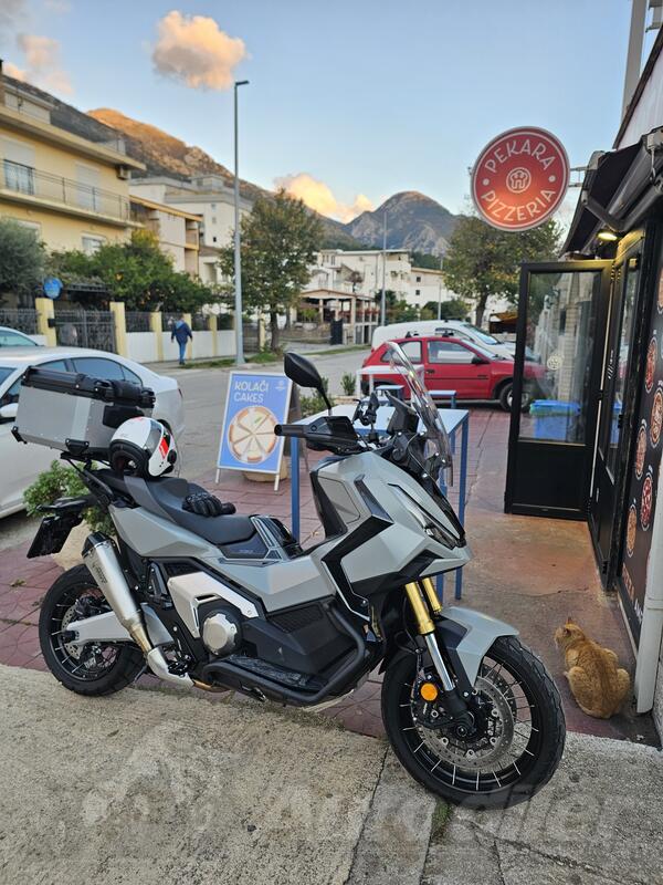 Honda - X-ADV 750