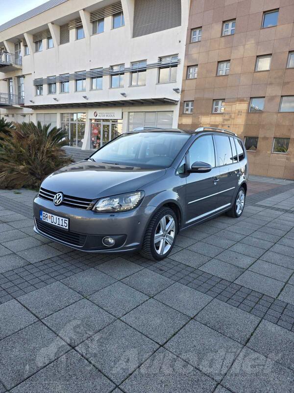 Volkswagen - Touran - 2.0 TDI