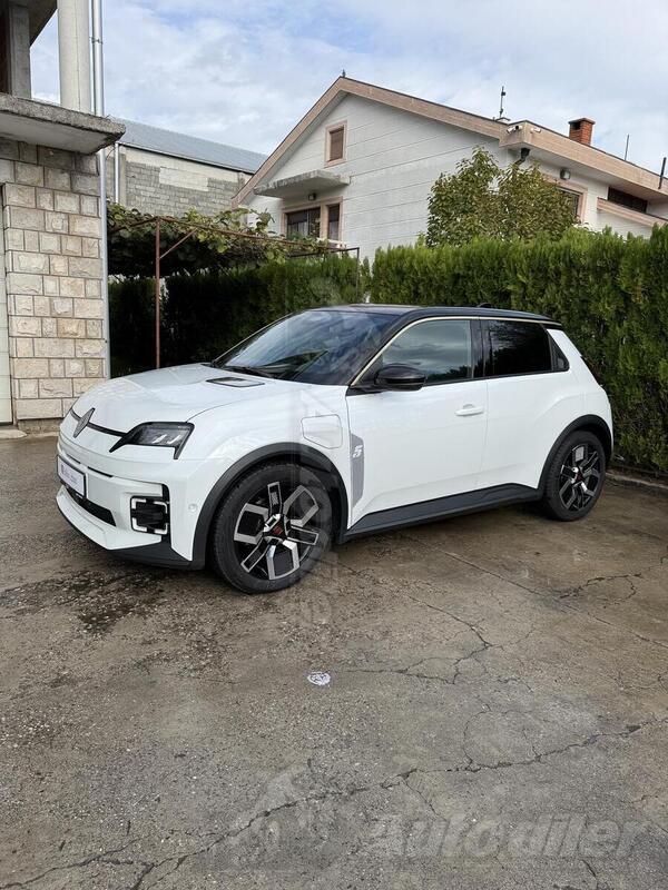 Renault - R 5 - E-TECH 120 URBAN RANGE