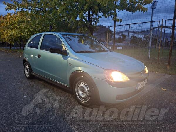 Opel - Corsa - 1.0
