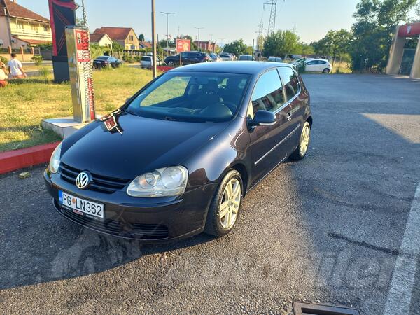 Volkswagen - Golf 5 - 1.9 Tdi