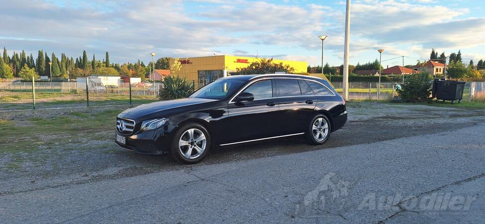 Mercedes Benz - E 220