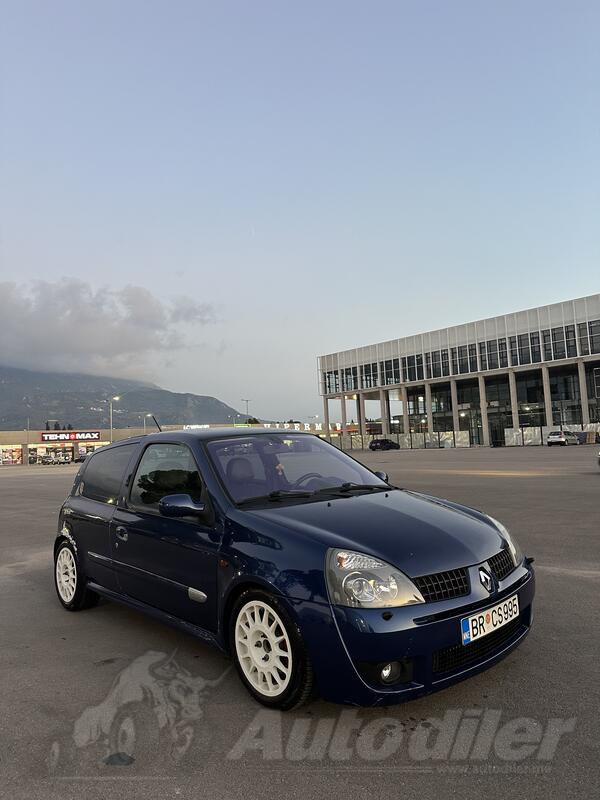 Renault - Clio - 172 2.0 16v