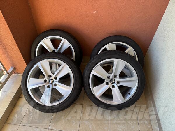 Fabričke felne i LassaBarum gume