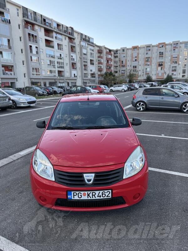 Dacia - Sandero - 1.4 benz+plin