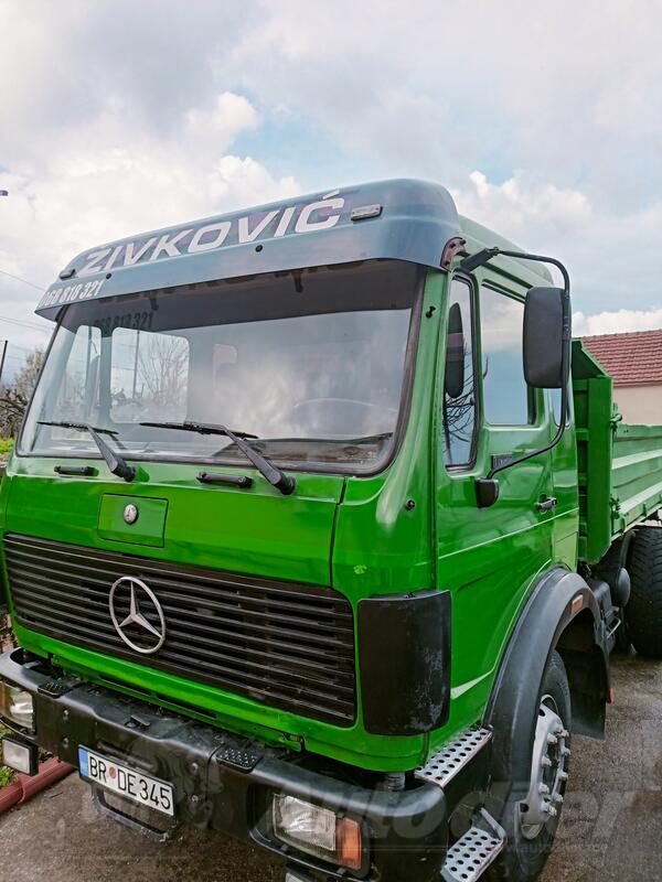 Mercedes Benz - 1622