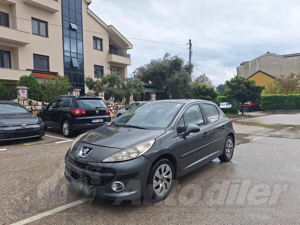 Peugeot - 207 - 1,4 hdi