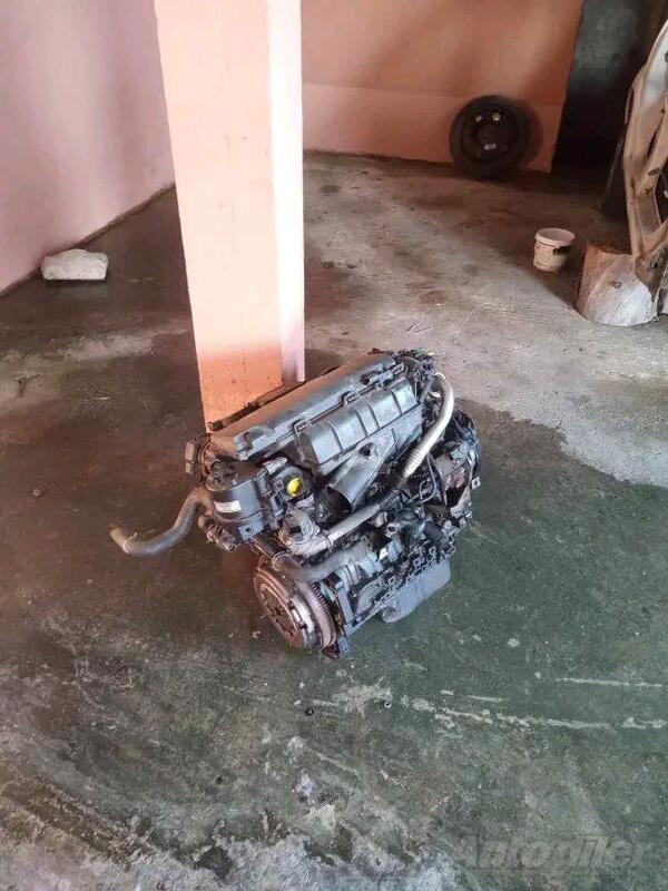 Motor za Automobile - Citroen - C3    - 2009