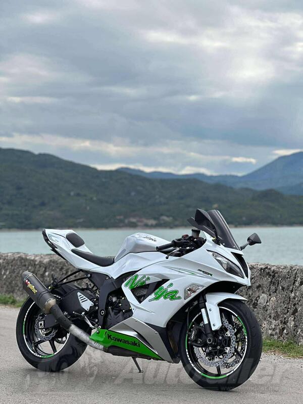 Kawasaki - zx-6r