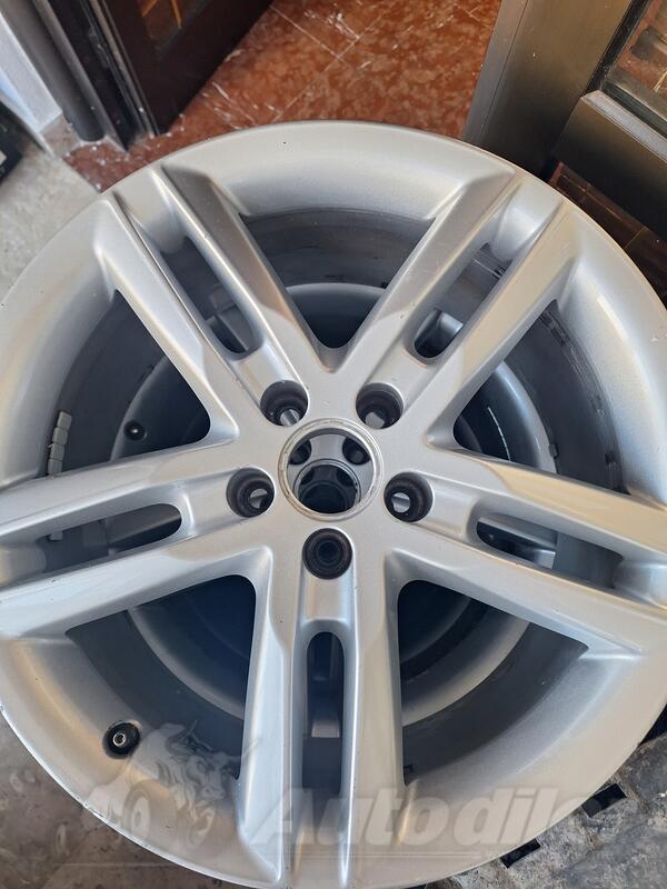 Fabričke - Audi - Aluminijum felne