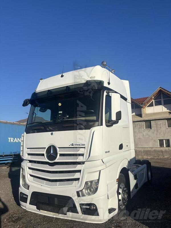 Mercedes Benz - ACTROS 1845