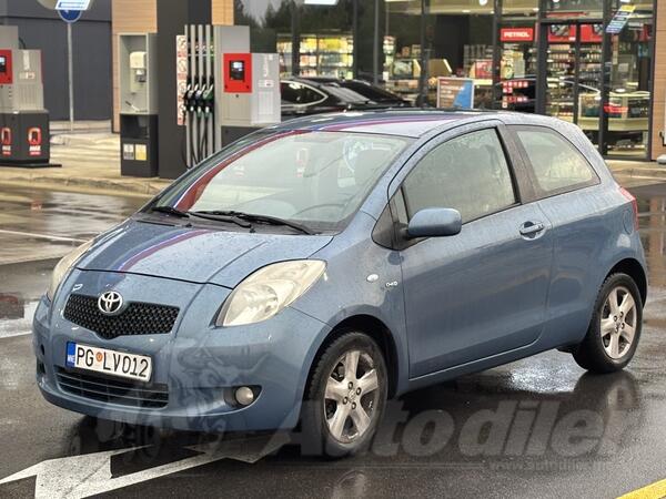 Toyota - Yaris