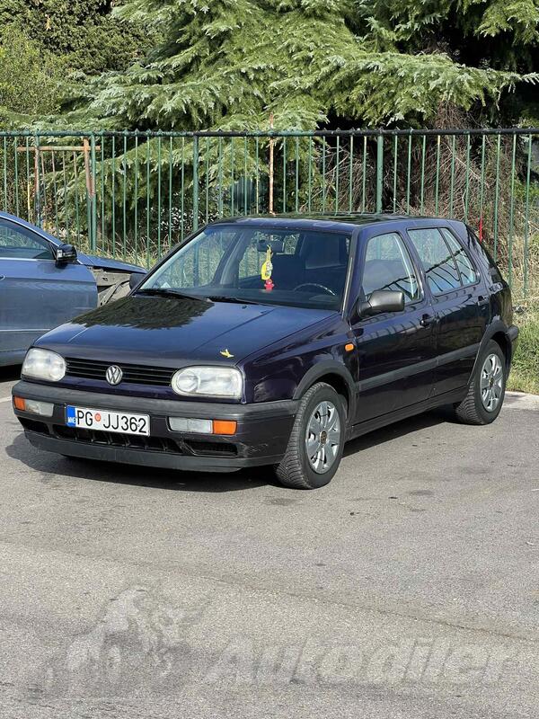 Volkswagen - Golf 3 - 1.6 55 kw