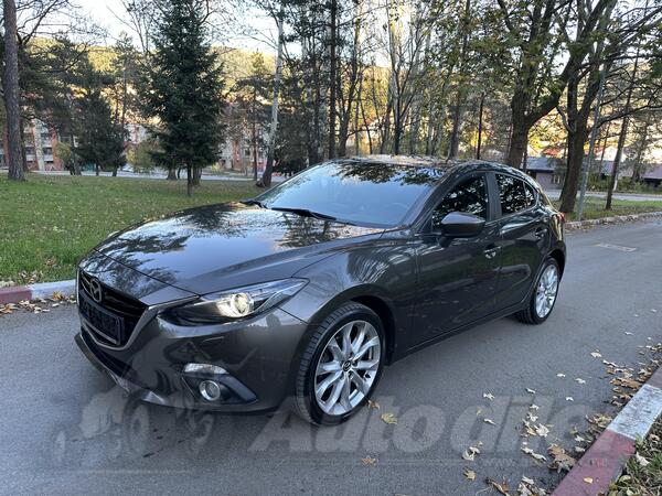 Mazda - 3 - 2.2 SkyActiv