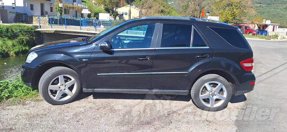 Mercedes Benz - ML 350 - 3.0