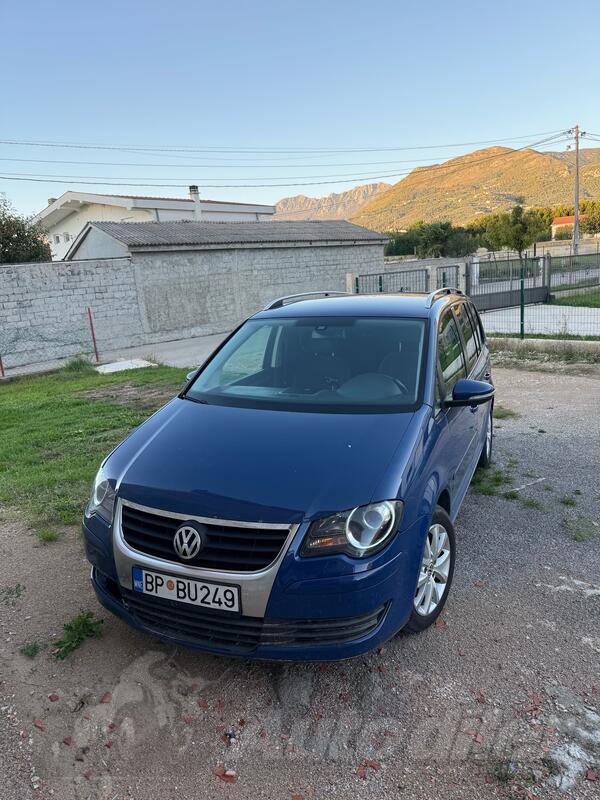 Volkswagen - Touran - 2.0 TDI