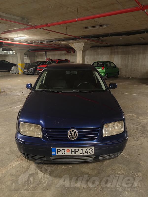 Volkswagen - Bora - 1.9 tdi