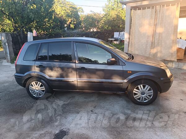 Ford - Fusion - 1.6
