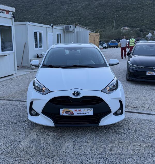 Toyota - Yaris - 1.5 HIBRID AUTOMATIK