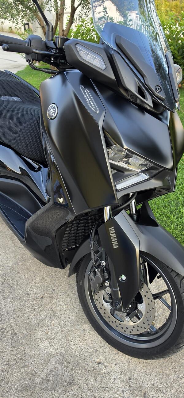 Yamaha - X-Max-High Tech 300
