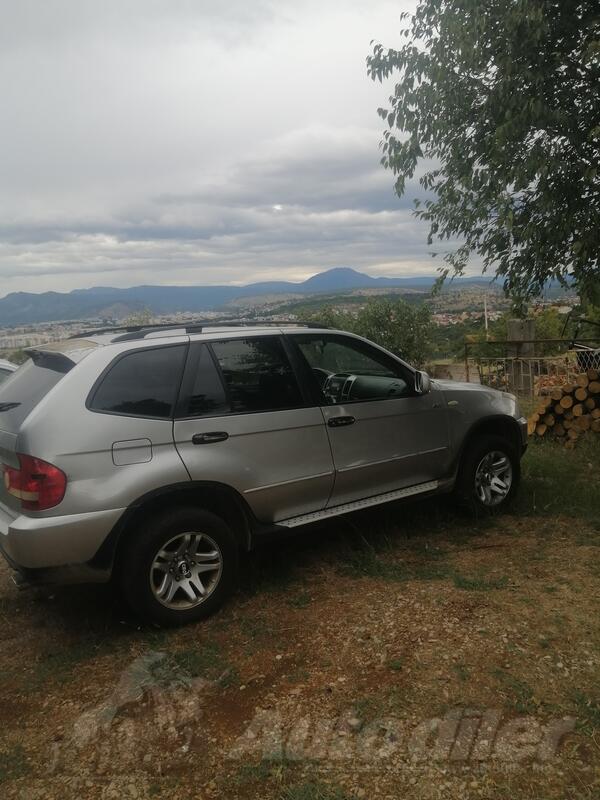 Daihatsu - Move - 2 400