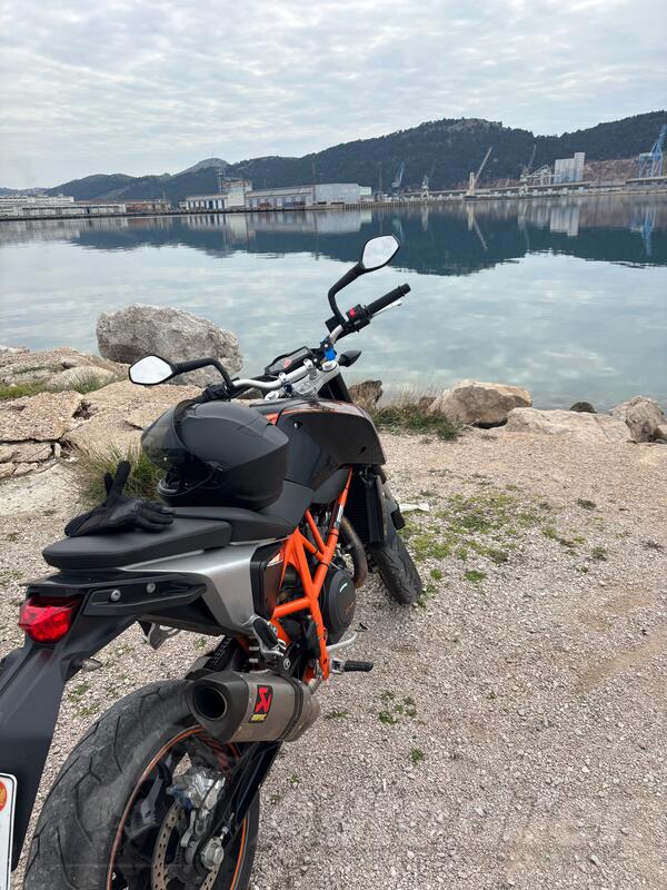 KTM - duke