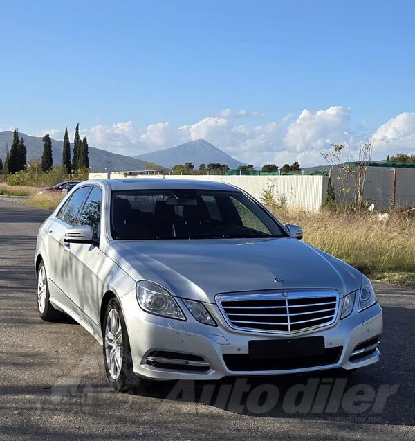 Mercedes Benz - E 220 - CDI AVANTGARDE