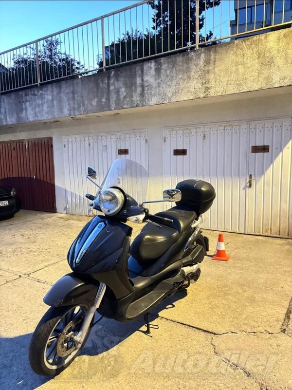 Piaggio - Beverly