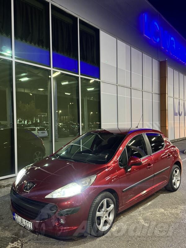 Peugeot - 207 - 1.4b