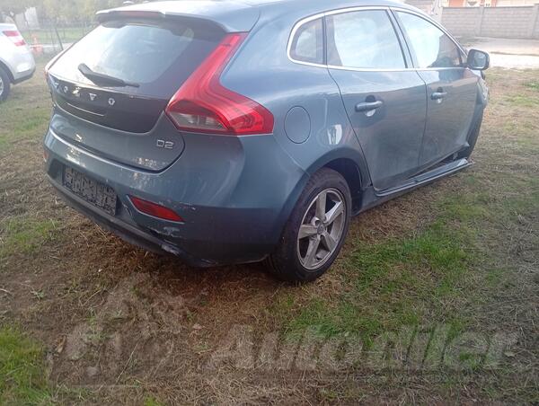 Volvo - V40 - 1.6 82kw