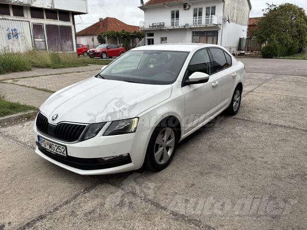 Škoda - Octavia - 1.6