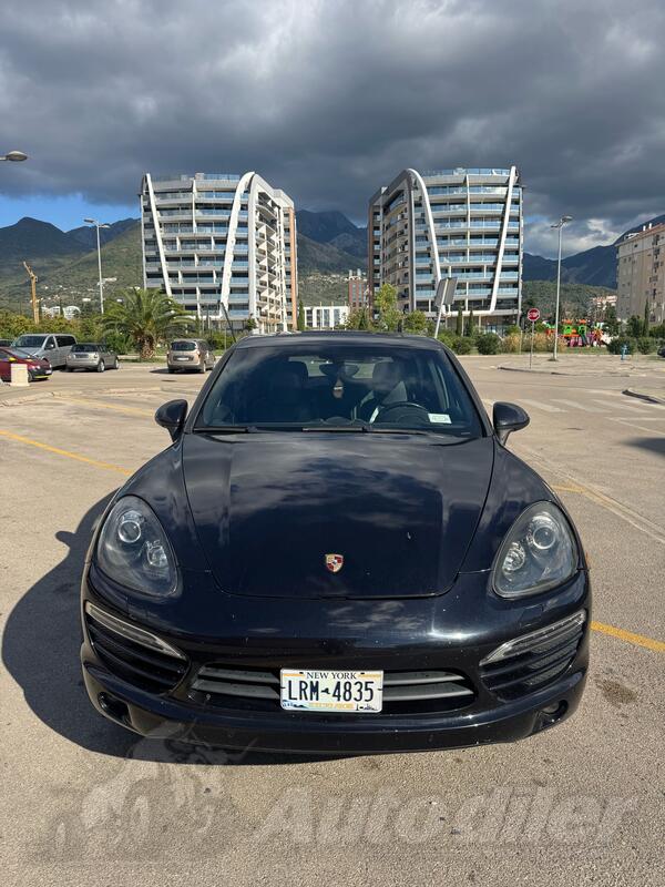 Porsche - Cayenne - 3.0