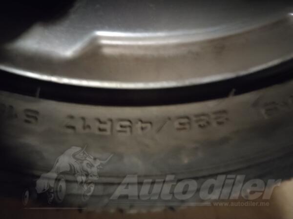 Fabričke felne i sava gume