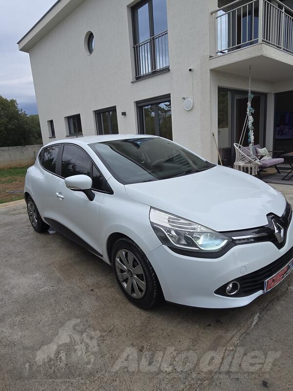 Renault - Clio - 1.5 dci