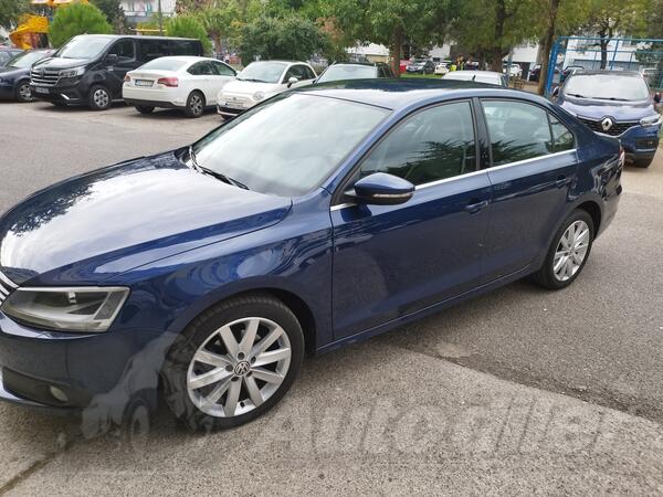 Volkswagen - Jetta - 2.0 TDI DSG
