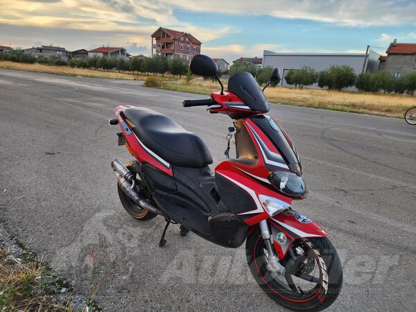 Gilera - Runner