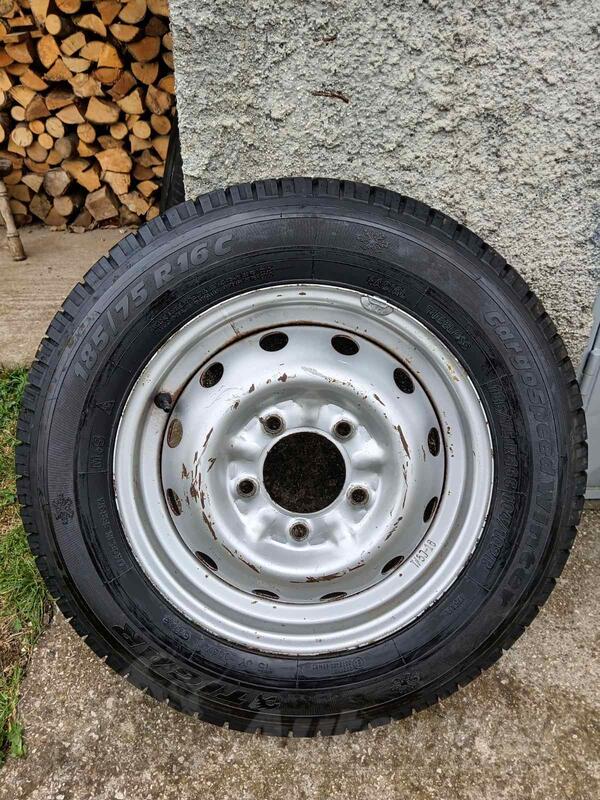 Fabričke felne i Tigar gume