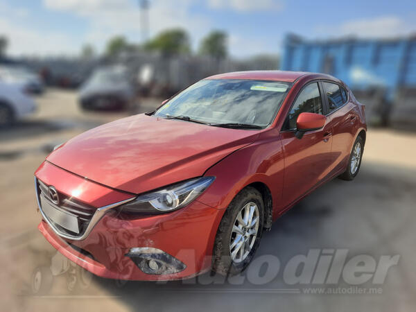U djelovima Mazda - 3