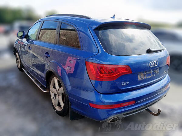 U djelovima Audi - Q7