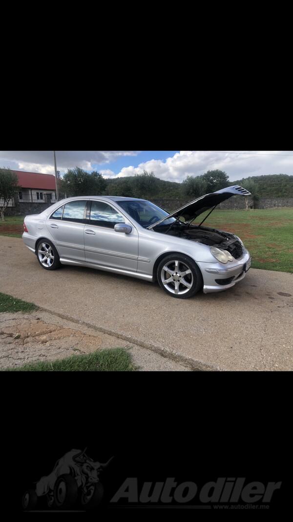 Mercedes Benz - C 230 - 2300