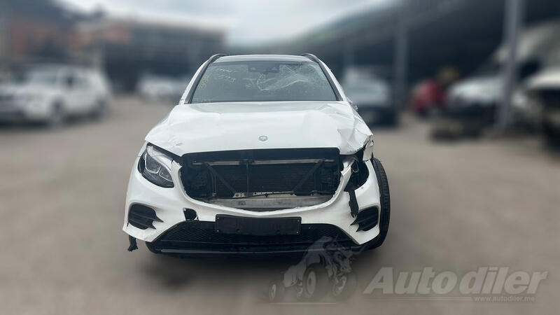 U djelovima Mercedes Benz - GLC 220